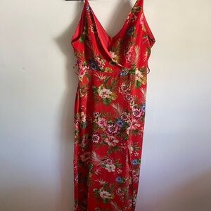 Iris Red Floral Maxi Dress‎